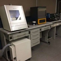 Roland DWX-52D 5-Axis Dental Milling Machine Roland DWX-52D 5-Axis Dental Milling Machine